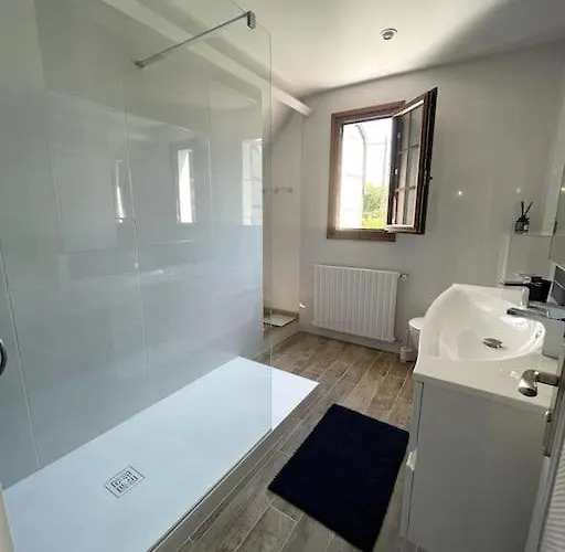 Maison 6 Couchages, 200m Holiday home *